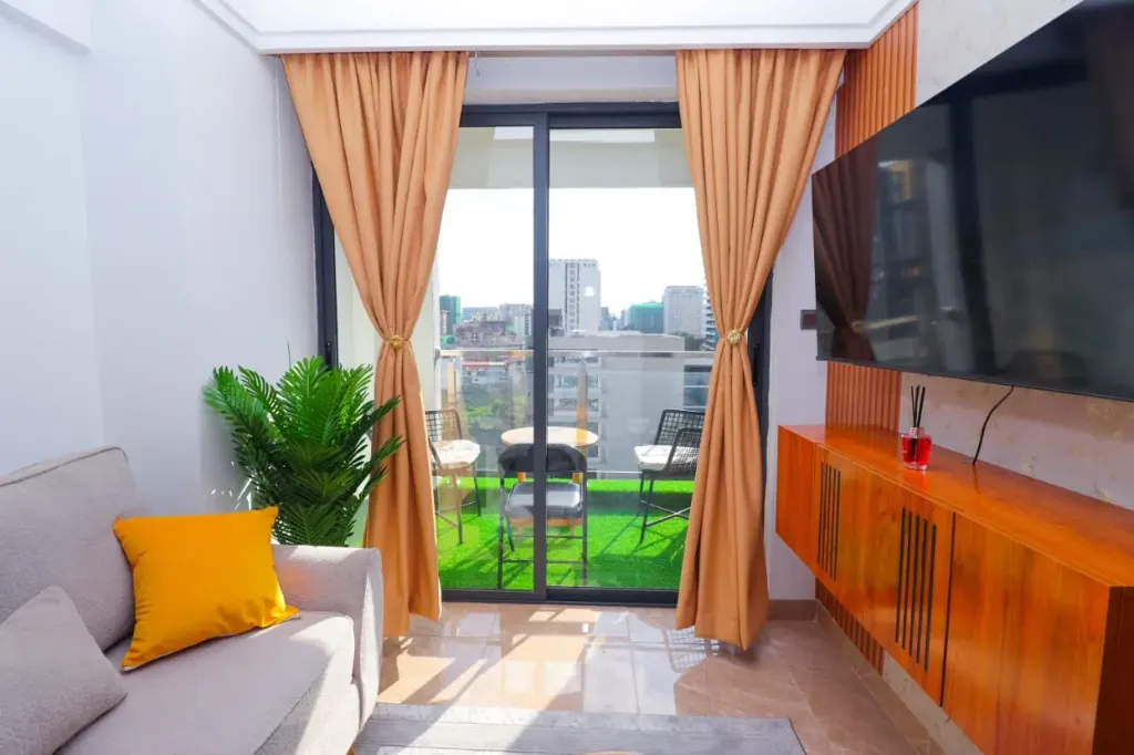 SAPPHIRE SUITES