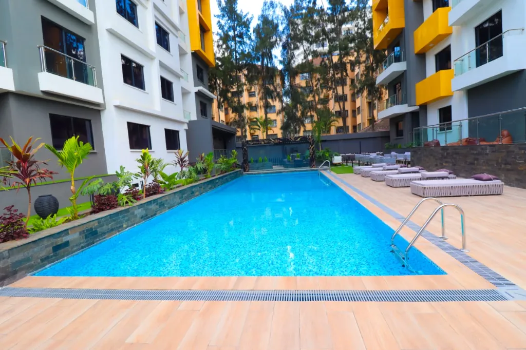 PLATINUM APARTMENTS